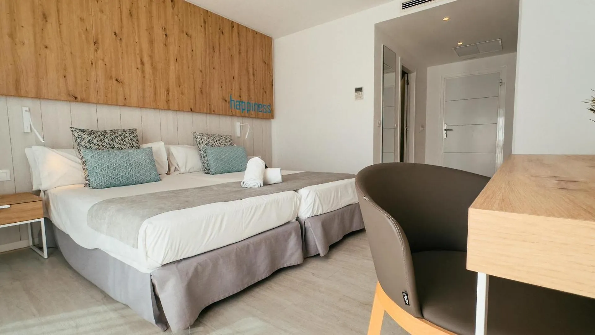 Labranda Corralejo Village Hotel
